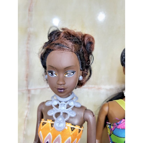 Thanh lý búp bê barbie lỗi