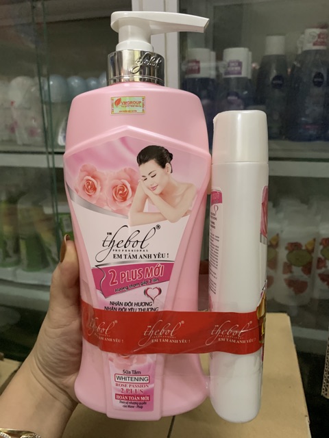 Sữa tắm hương hoa hồng em tắm anh yêu 650g tặng kèm chai nhỏ như hình ( mầu hồng ) | BigBuy360 - bigbuy360.vn