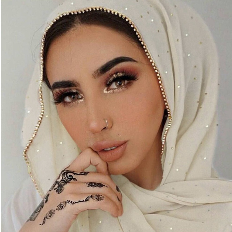 Khăn choàng chiffon đính đá ngọc trai nhân tạo phong cách Hồi giáo | BigBuy360 - bigbuy360.vn