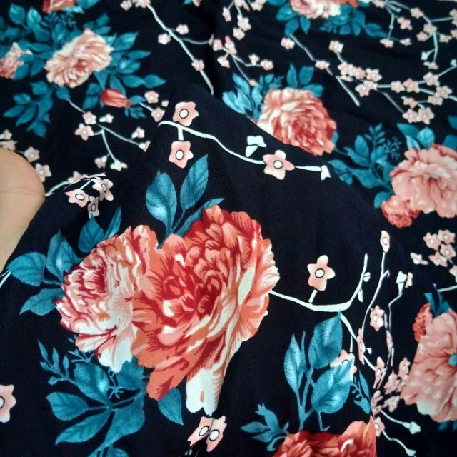 Vải c Nguyễn Mai