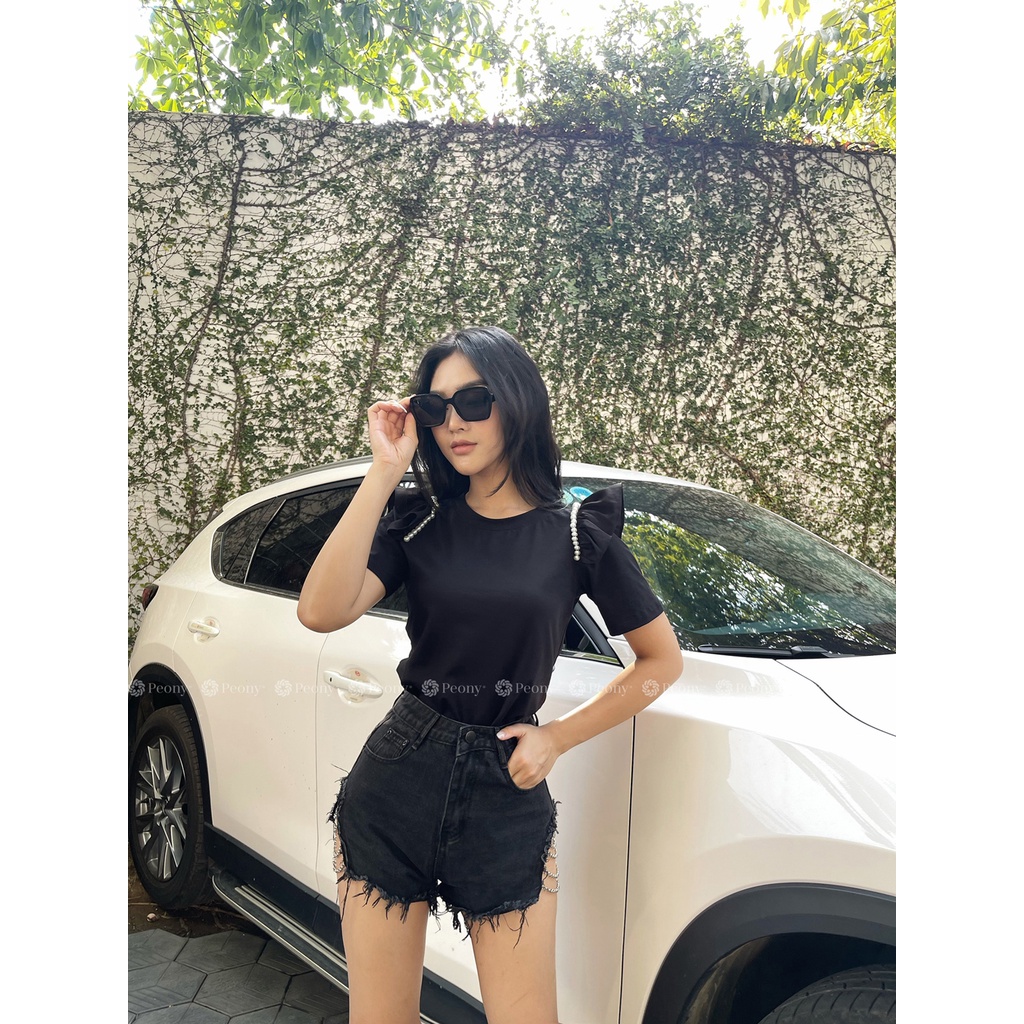 Áo thun kiểu bèo vai, thêu trai trẻ trung, nữ tính, trendy, dáng rộng - Peony