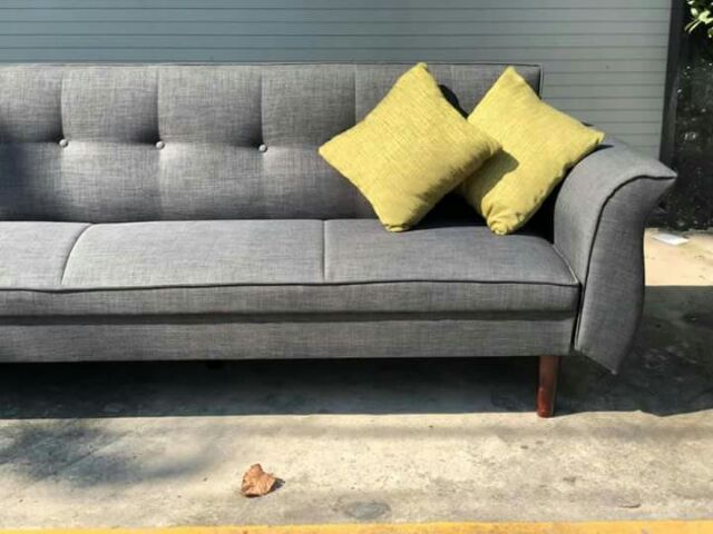 Ghế sofa giường tay cong kiểu cá tính dài 2m, bật rộng nằm 1m2