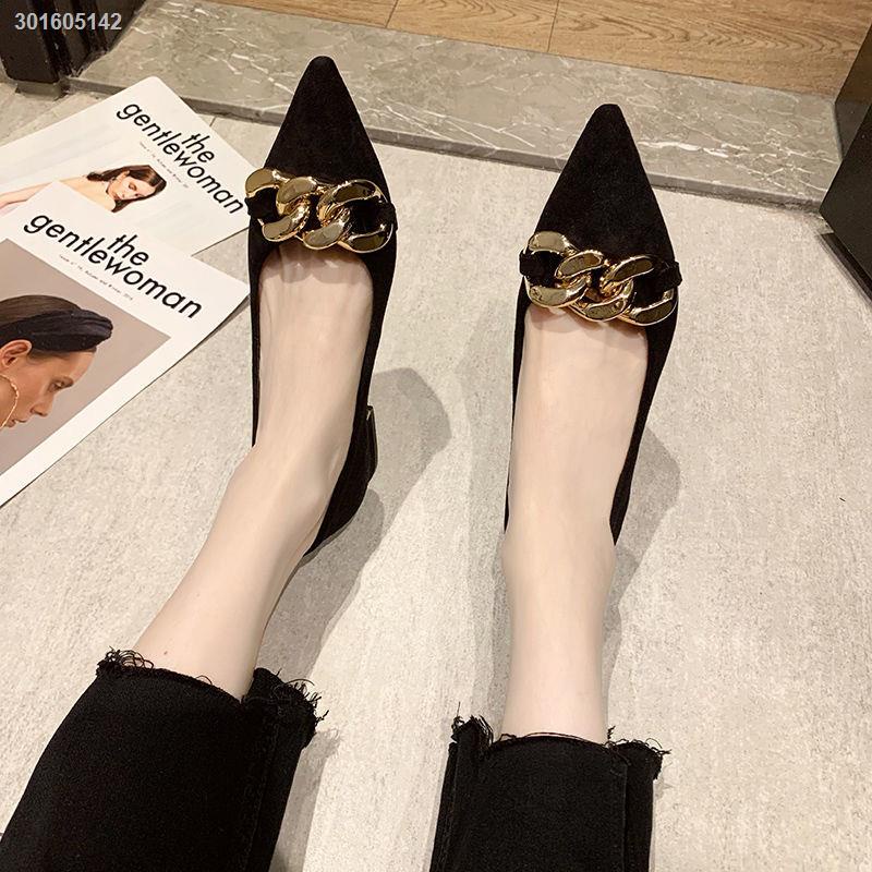 Giày cao gót mũi nhọn màu đen phong cách Pháp thời trang mùa thu 2021