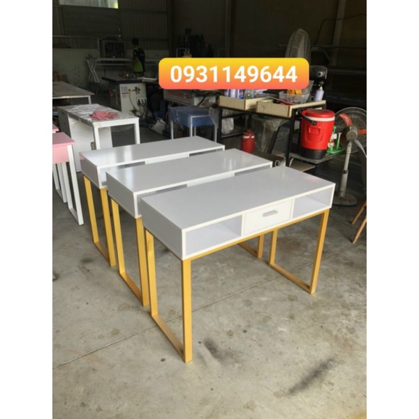 Bàn nail 1 hộc