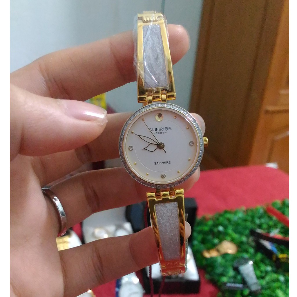 Đồng hồ nữ SUNRISE 9957 AA