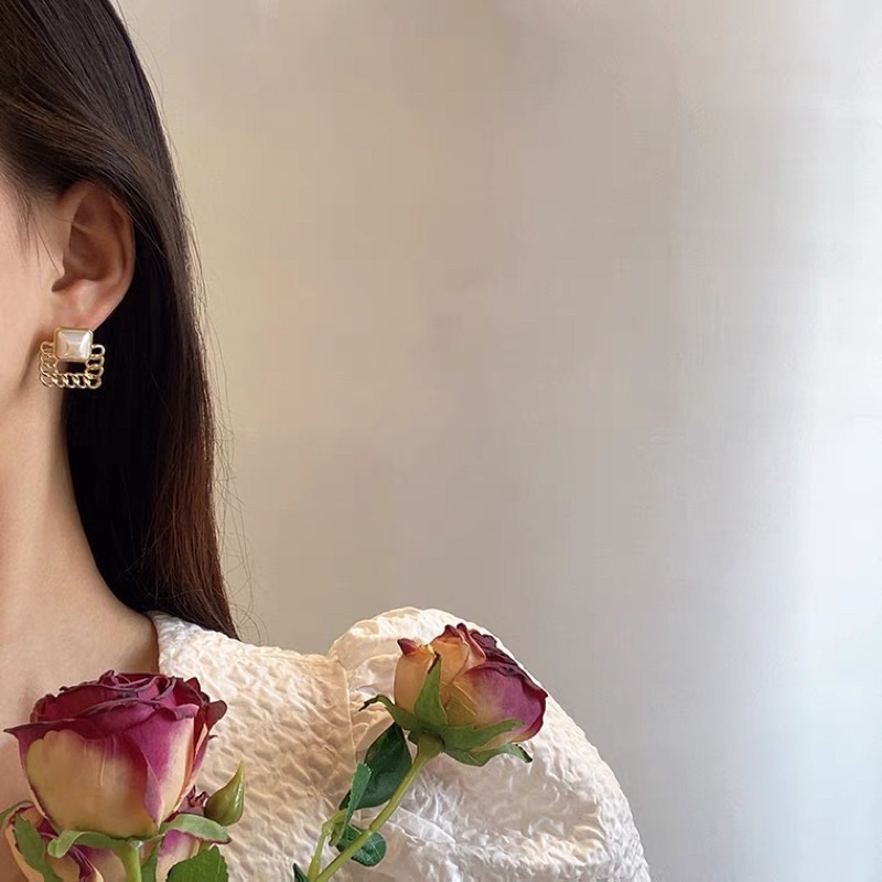 Hoa tai cá tính, hoa tai ziczac, hoa tai Hàn Quốc mới lạ