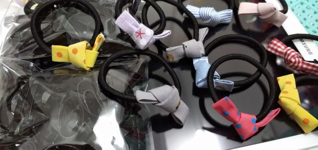 Combo 10 cột tóc đủ màu và 2 gói thun đen cột tóc