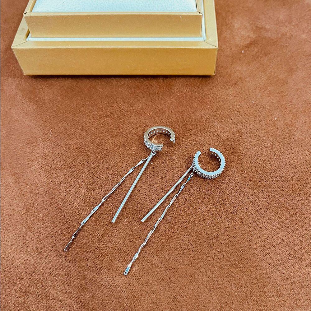 Khuyên Kẹp Vành Tai Dáng Chữ C Phối Tua Rua Thời Trang Cho Nữ