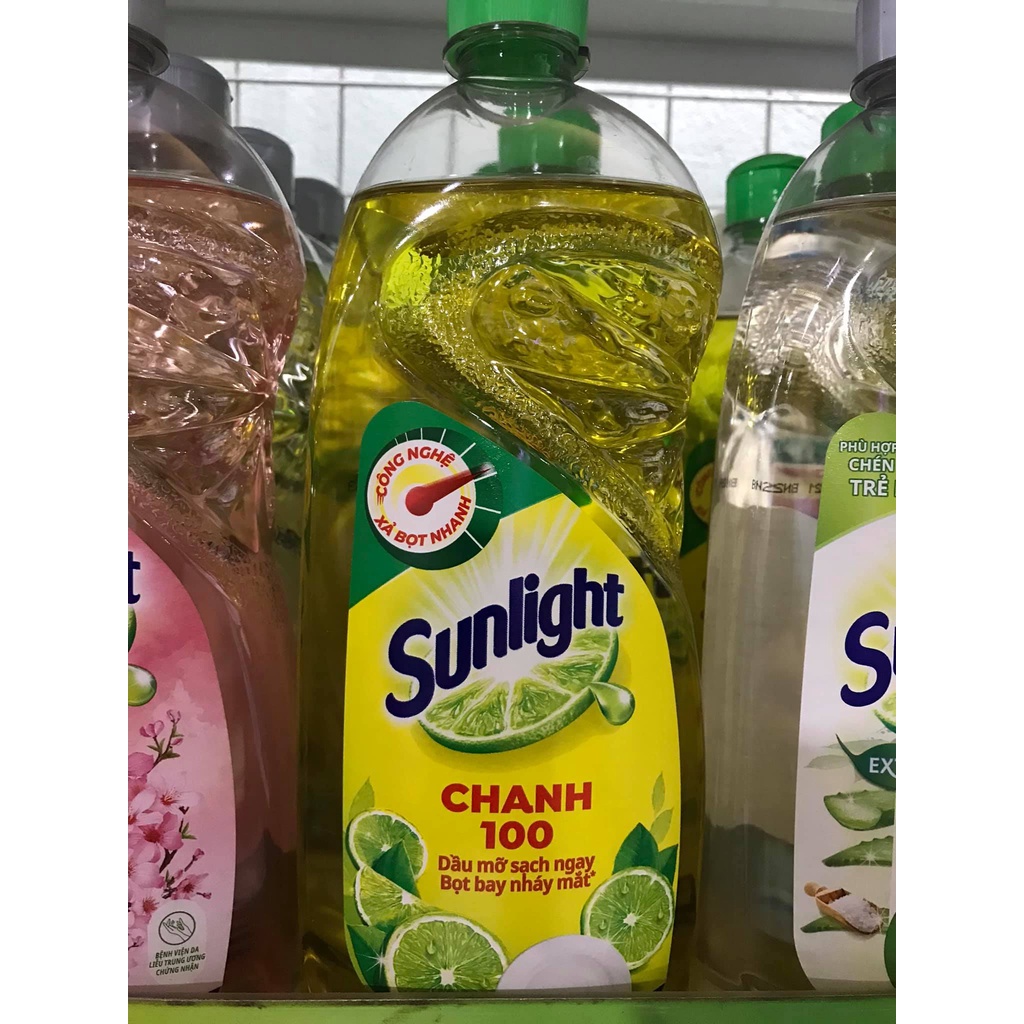 Chai nước rửa bát Sunlight 750g