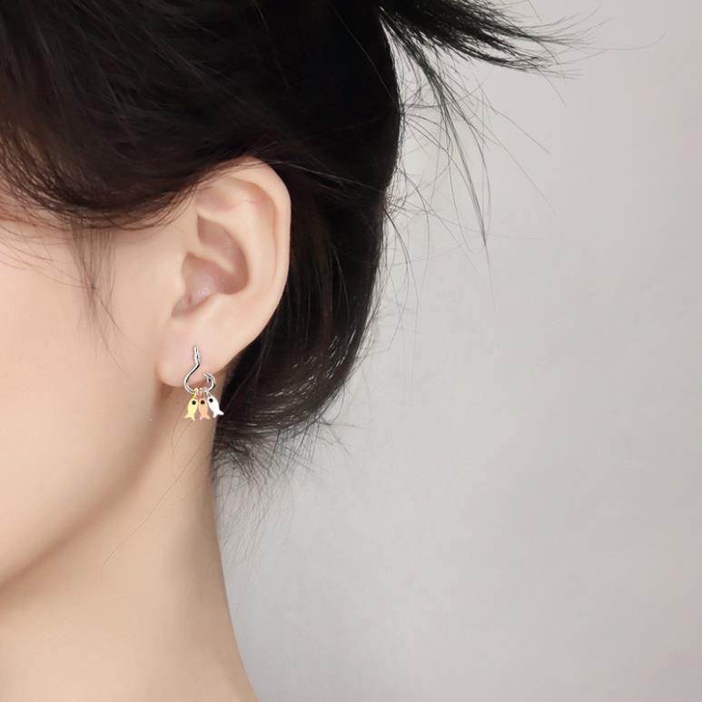 (0176) Khuyên Tai Hình Cá Nhiều Màu Ngộ Nghĩnh Năng Động