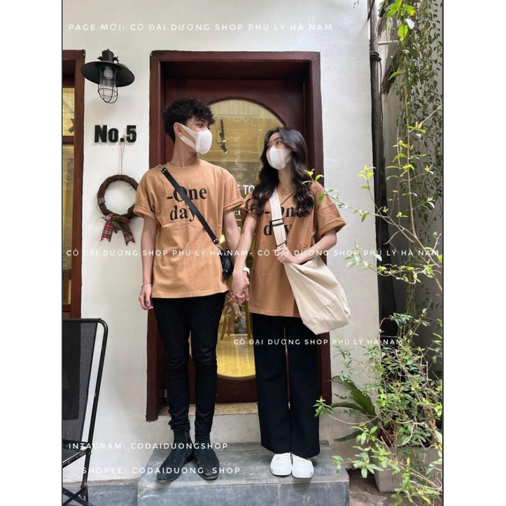 Áo phông One Day chữ ngực HARIQUEEN