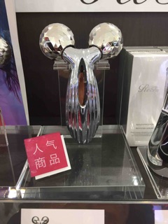 Thanh lăn thon gọn mặt Refa carat ray face& body