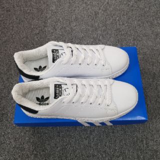 STAN SMITH