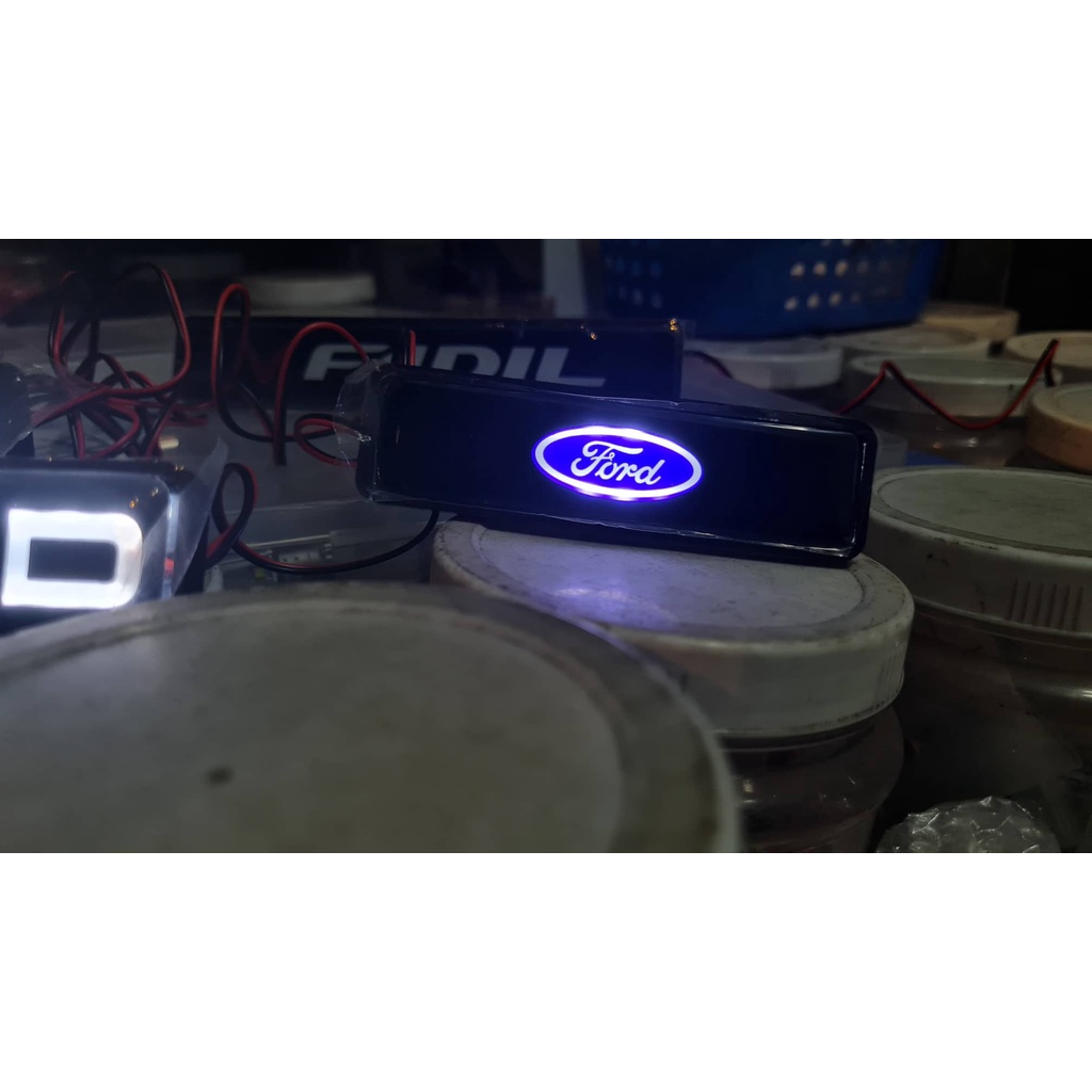 Led logo loại ngắn gắn mặt ga lăng lưới tản nhiệt các loại ô tô led Grille led ca lăng