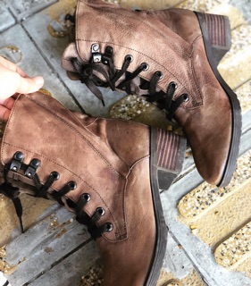 Giày bốt chiến binh hãng BUFFALO da thật size 36,5-37