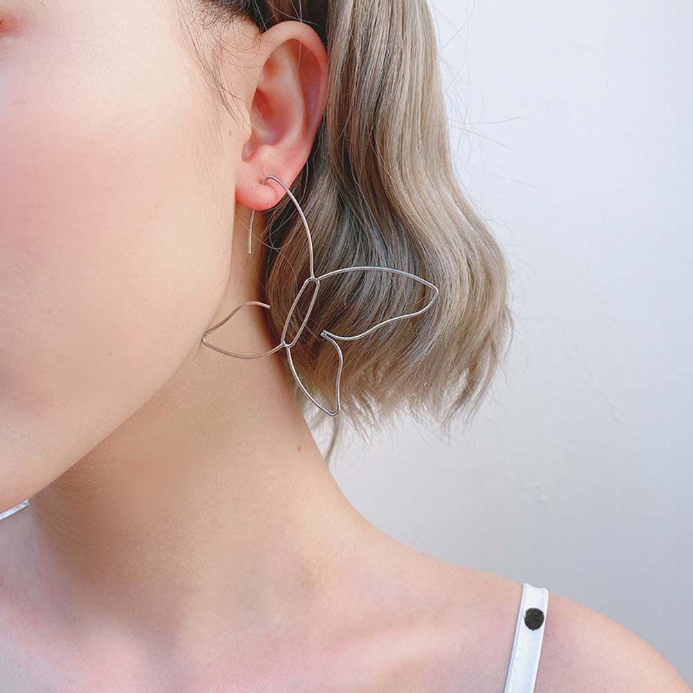 Khuyên Tai VANES1|Tối Giản|Trang Sức Hình Bướm Rỗng