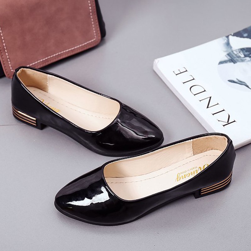 Giày búp bê da bóng mềm, có gót, dáng chuẩn, đáng yêu -304