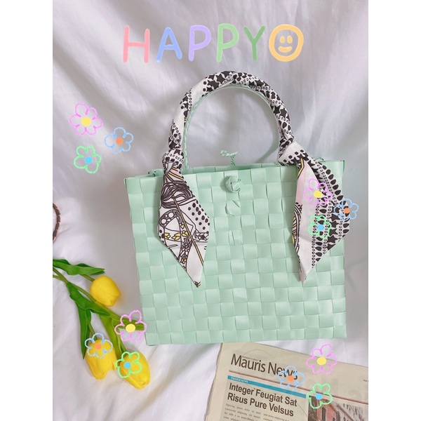 Giỏ đan dây nhựa