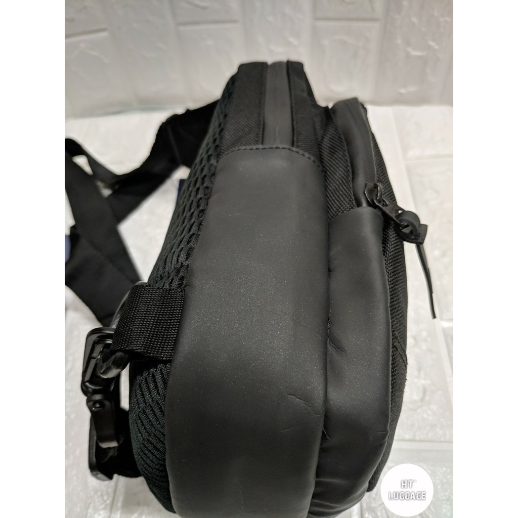 Túi đeo chéo kháng nước NY xuất xịn Auth