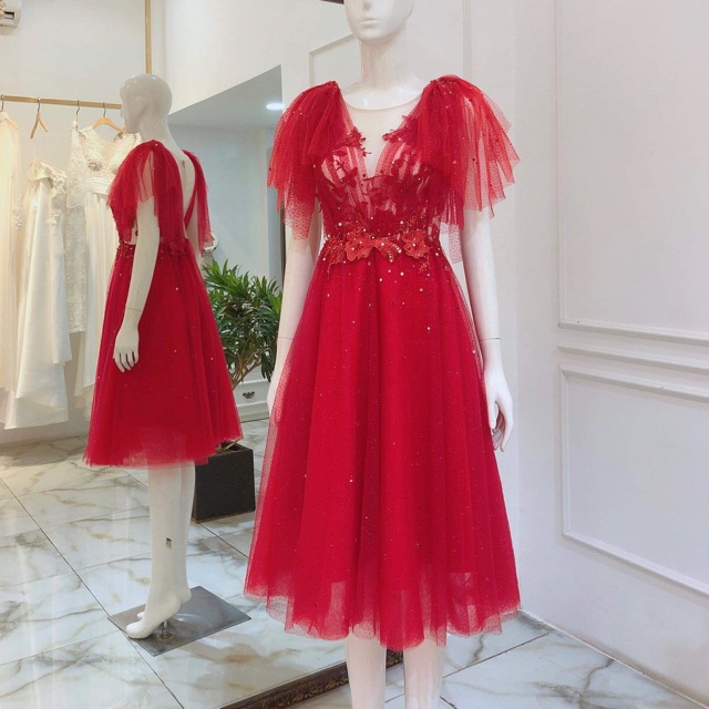 ĐẦM XÒE CÔNG CHÚA TAY DÚN ĐÍNH ĐÁ