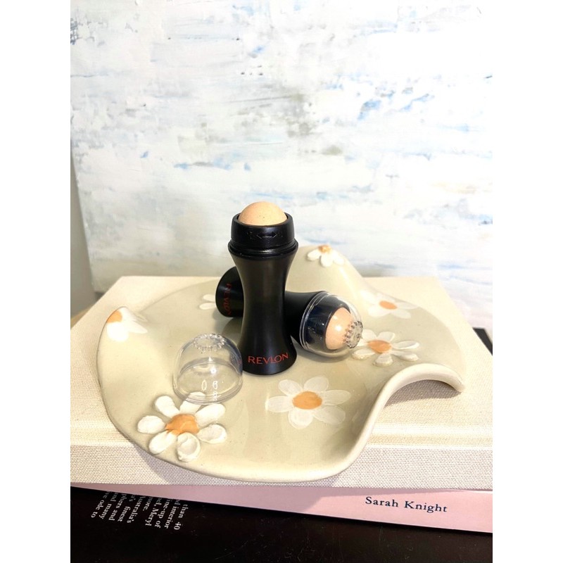 Lăn hút dầu Revlon Oil Control On The Go | BigBuy360 - bigbuy360.vn
