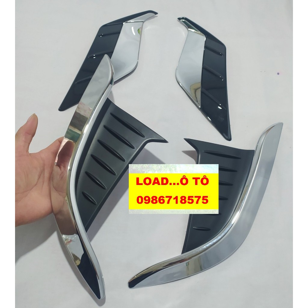 Ốp Viền Đèn Gầm Trước Sau, Tay Cốp, Calang Xe Toyota Cross 2023-2020 Mạ Crom Cao Cấp