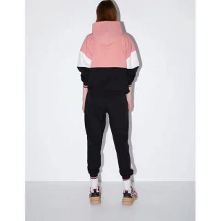 Bộ  thể  thao  Zara có mũ