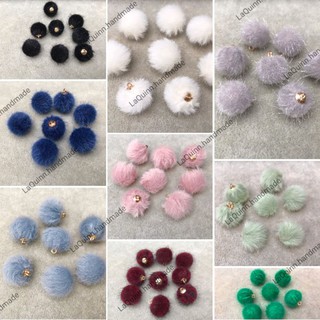 Pompom lông ngắn móc treo (2 chiếc) - nguyên liệu handmade