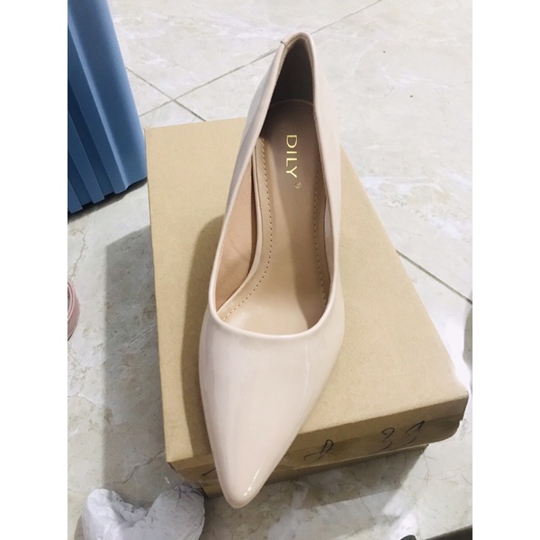 dily còn size 35 sale rẻ