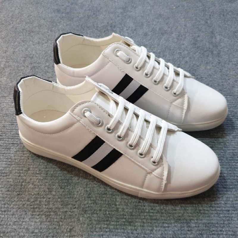 thanh lý giày adidas