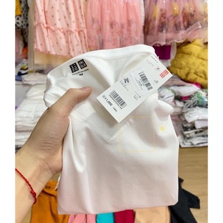 áo phông uni cổ tim basic