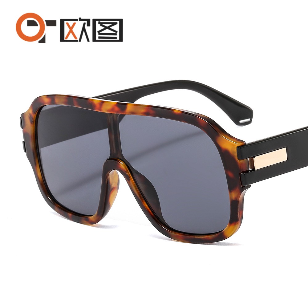 Kính Mát Tráng Gương Thời Trang 6927g