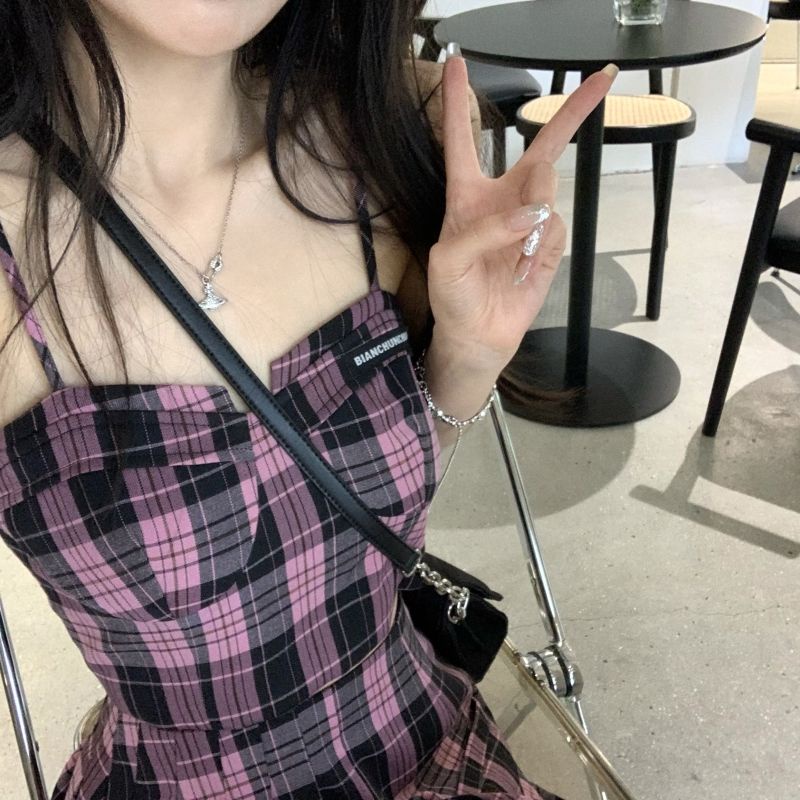 Jiashucheng Set Áo Hai Dây Phối Chân Váy Sọc Ca Rô Thời Trang Trẻ Trung Cho Nữ