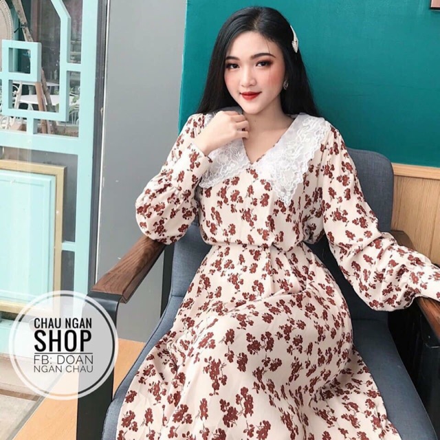 Đầm hoa cổ ren