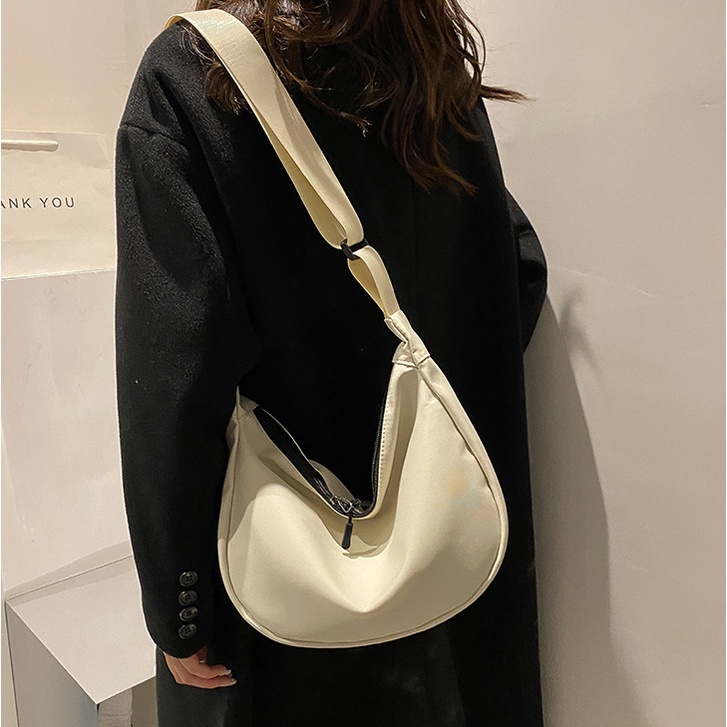 Túi đeo chéo nữ thời trang vải Poly chống nước dáng thuyền phong cách Ulzzang đi chơi chụp ảnh cá tính