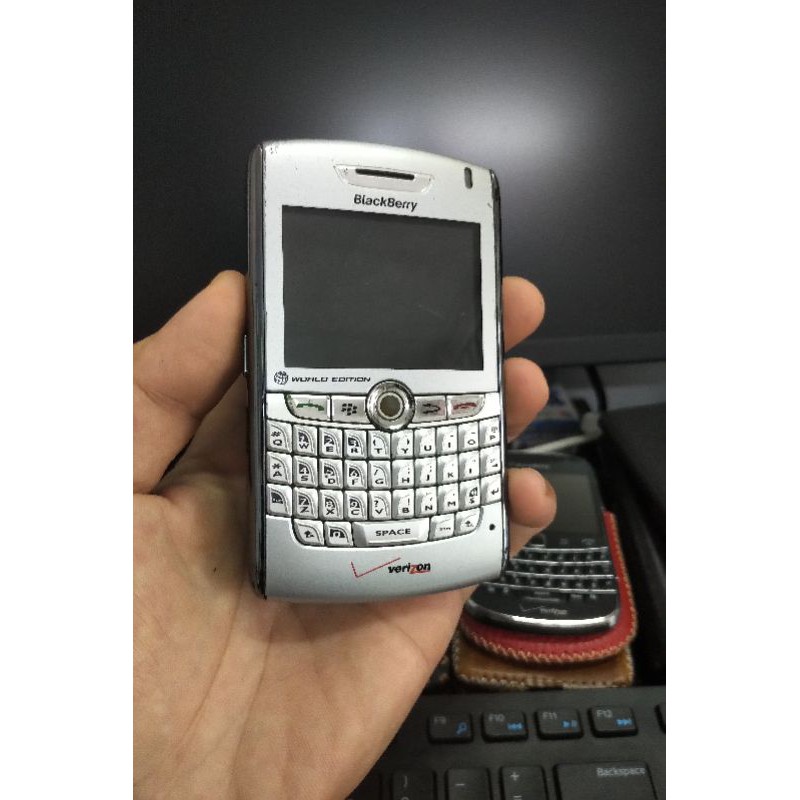 Điện thoại BlackBerry 8830 fullbox