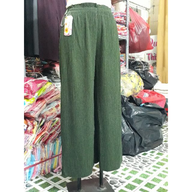 Quần dài suông vải dập ly, loại 1 phom 65kg