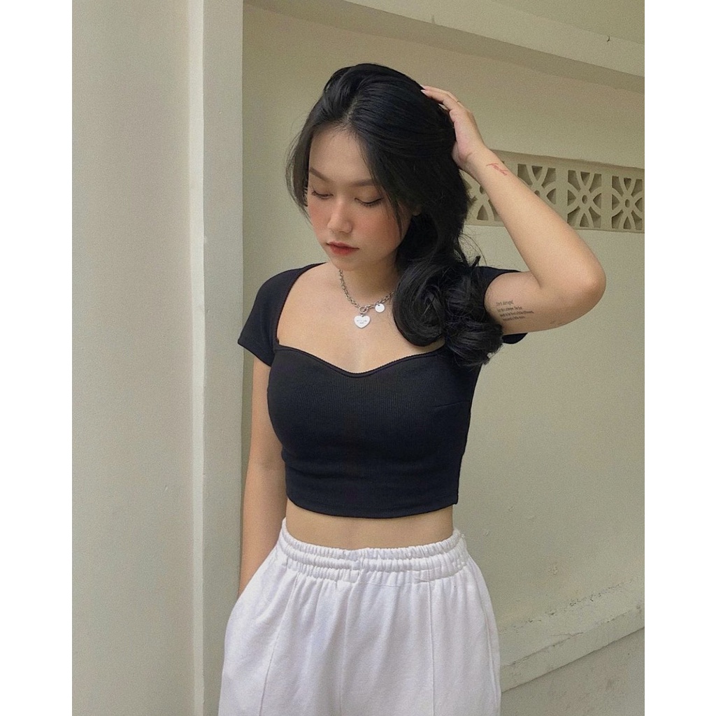 Áo croptop thun cúp ngực xẻ