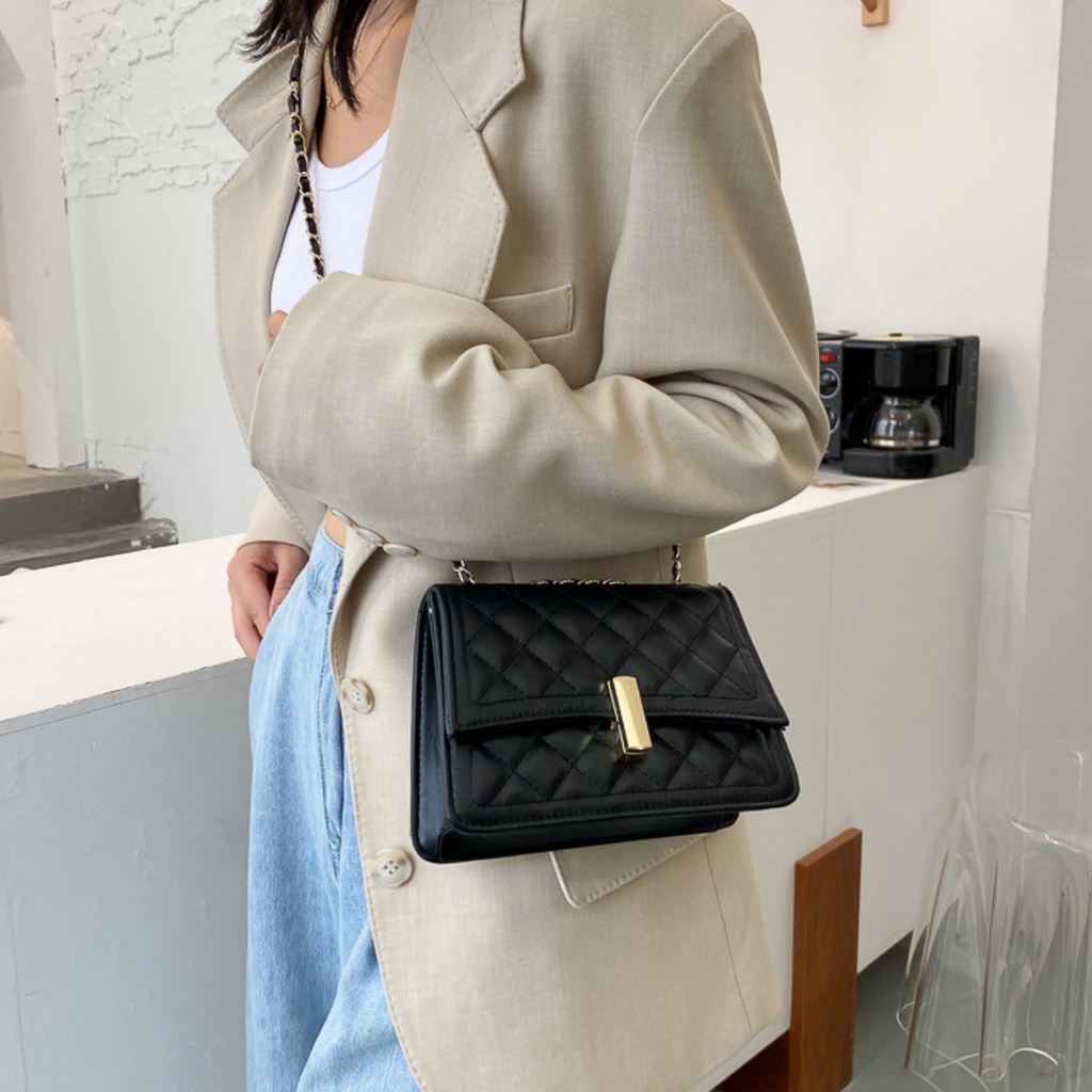 Túi xách nữ cao cấp thời trang dự tiệc phối dây xích đẹp