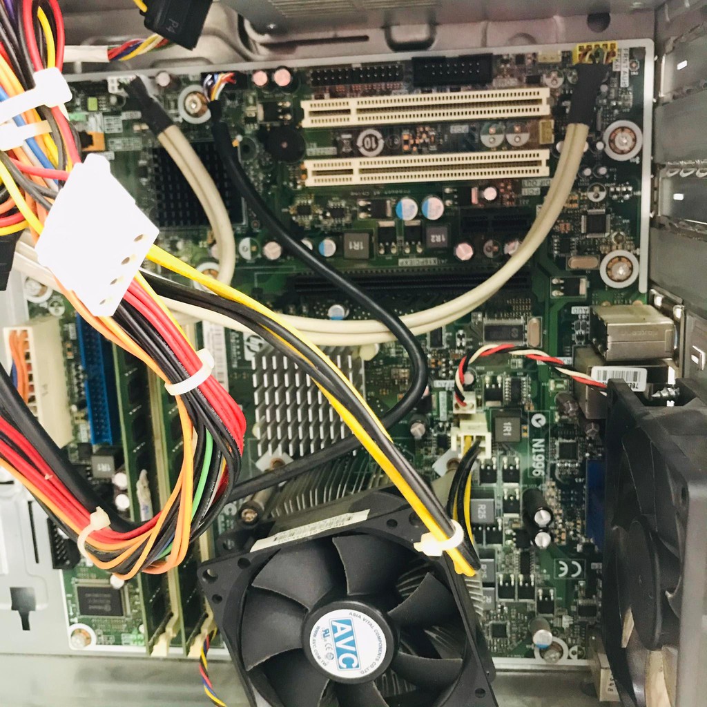 Máy tính Đồng bộ HP Pro 2000 Tower E6700  Intel G41 , Ram 4 Gb , Hdd 320GB , Integrated - Đẹp , Rẻ | BigBuy360 - bigbuy360.vn