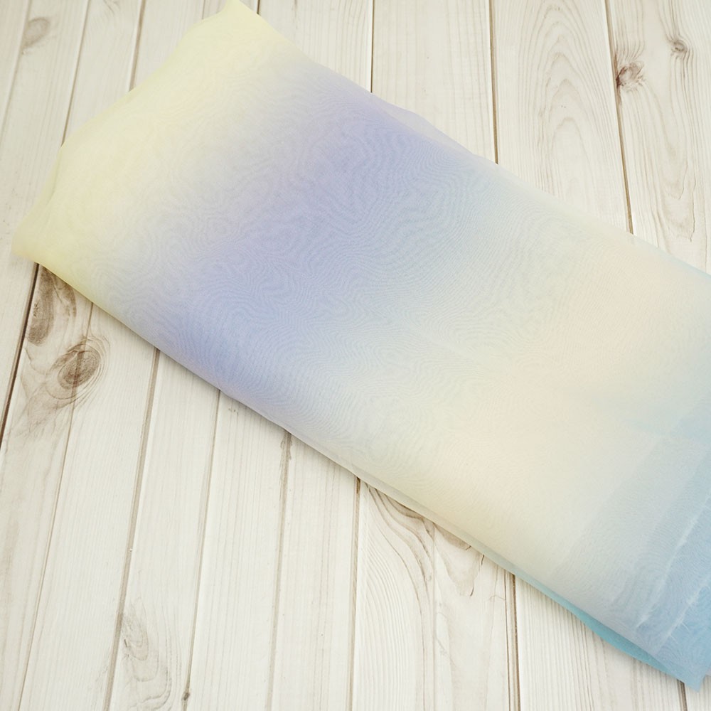 Voan kính cầu vồng Tiệm tạp hóa nhà may khổ 1m5