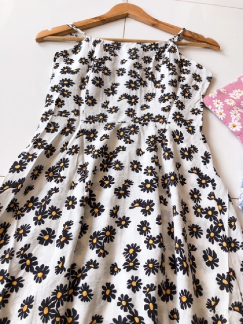 Váy 2 dây hoa nhí siêu xinh nhiều màu | BigBuy360 - bigbuy360.vn