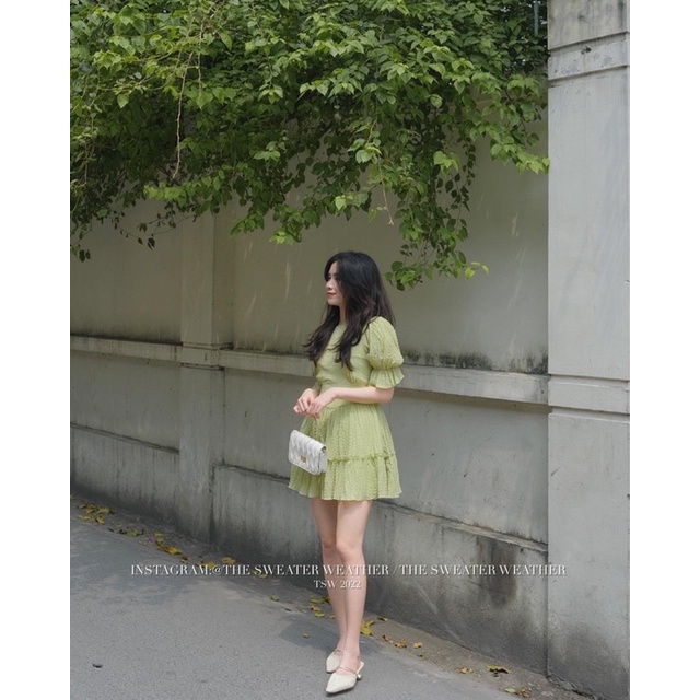 Váy xốp xoè chữ A hở lưng tay bồng the.sweaterweather TSW