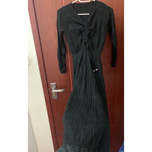 Pass đầm len dáng dài