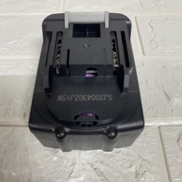 PIN MÁY SIẾT BULONG, MÁY MÀI, MÁY KHOAN MAKITA 10 CELL, 15CELL DUNG LƯỢNG KHỦNG