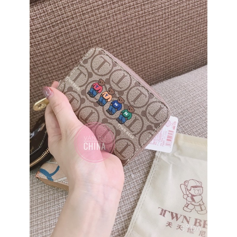 Ví ngắn đựng tiền TTWN BEAR khoá khắc logo hãng