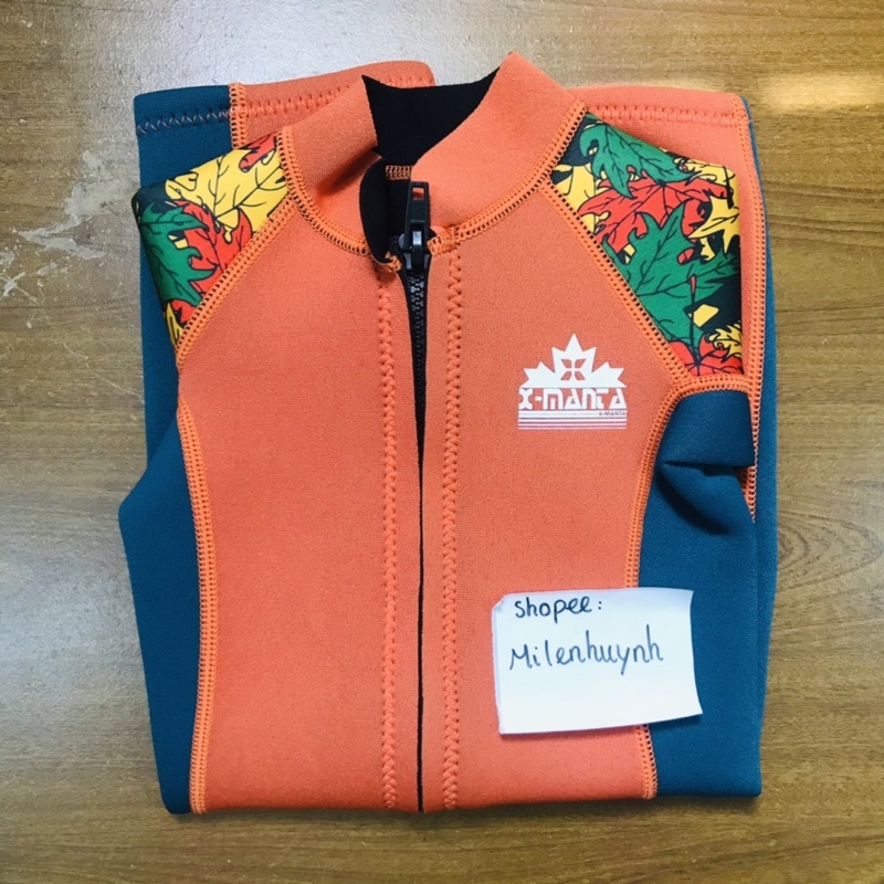 Đồ bơi giữ nhiệt ngắn tay dày 2.5mm Dive&Sail cho bé trai M150606K, màu cam tay họa tiết lá