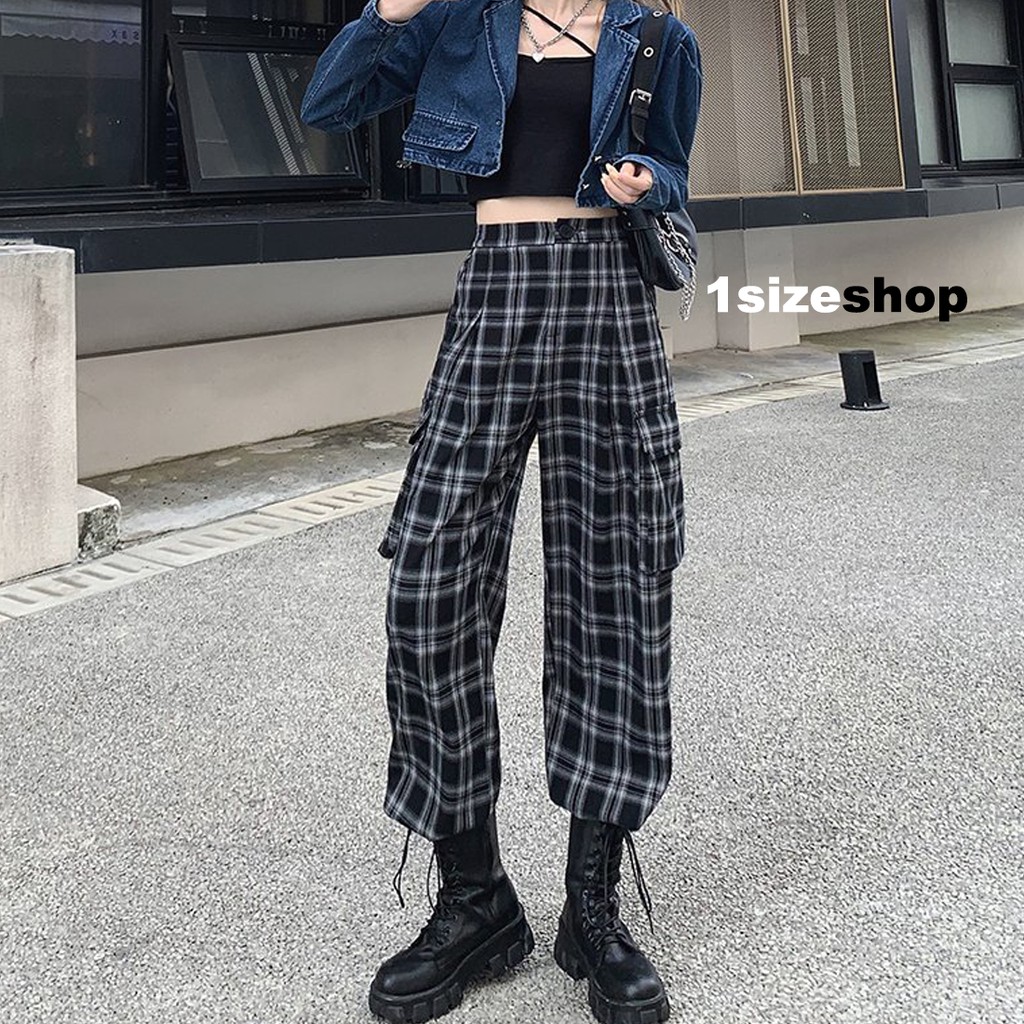 Quần jogger nam ulzzang cạp cao có khuy kẻ caro đen túi hộp hai bên 1sizeshop