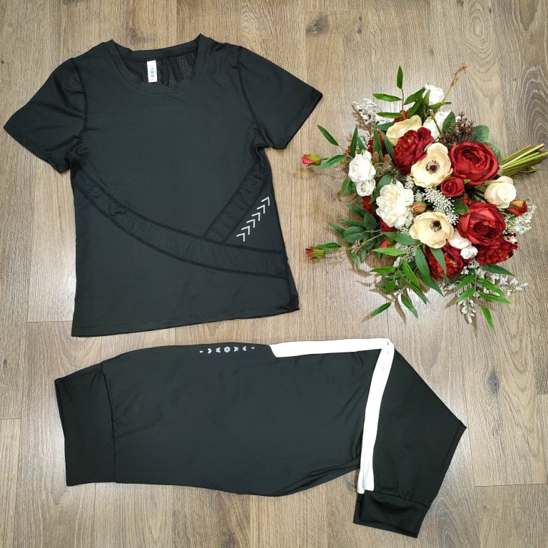 Quần áo tập gym yoga nữ, đồ tập thể thao chất thun lạnh 4 chiều mát mịn, thoáng khí