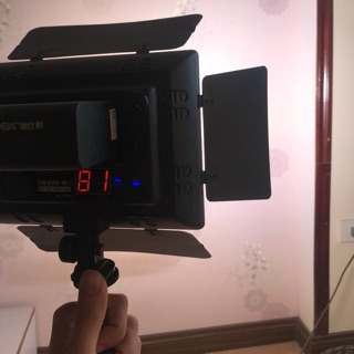 Đèn Hắt Sáng Studio